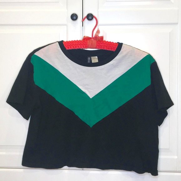 H&M Divided crop top black green chevron M - Picture 5 of 5